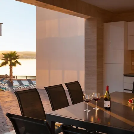 In With Sea View, Terrace, Air Conditioning, Wifi 5176-2 Vir